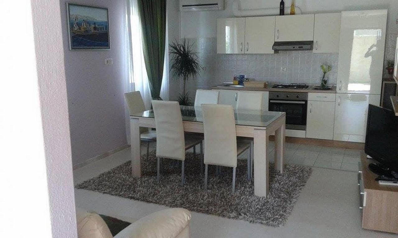 Apartman Kristina Trogir Ngoại thất bức ảnh