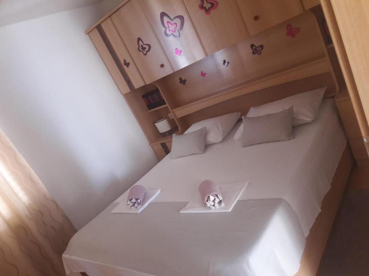 Apartman Kristina Trogir Ngoại thất bức ảnh